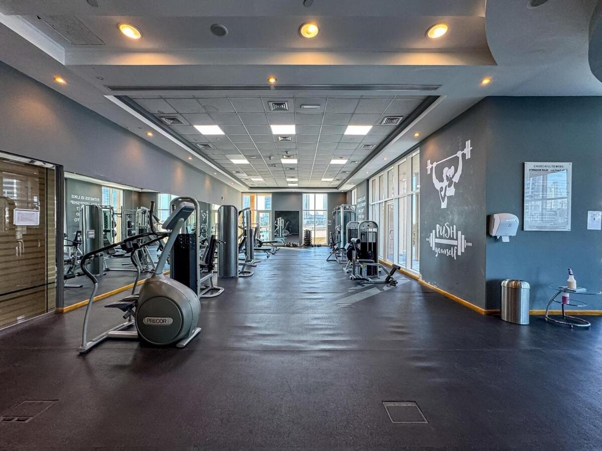 Appartement Stunning 1br Haven With Canal Views, Gym And Pool *